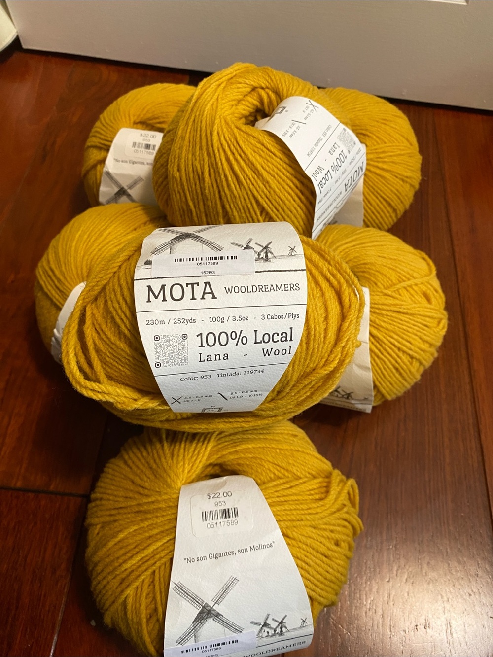 Mota Wooldreamers  Mustard Yellow Bulky Wool Yarn - 7 Skeins 100g 230m.